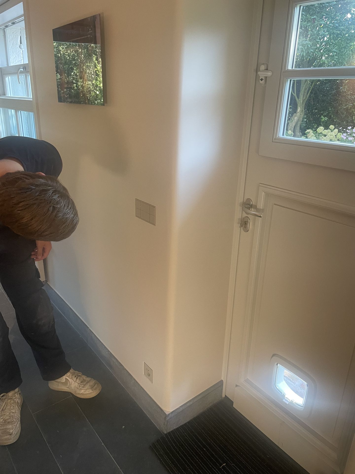 Finitions autour d’une porte d’entrée