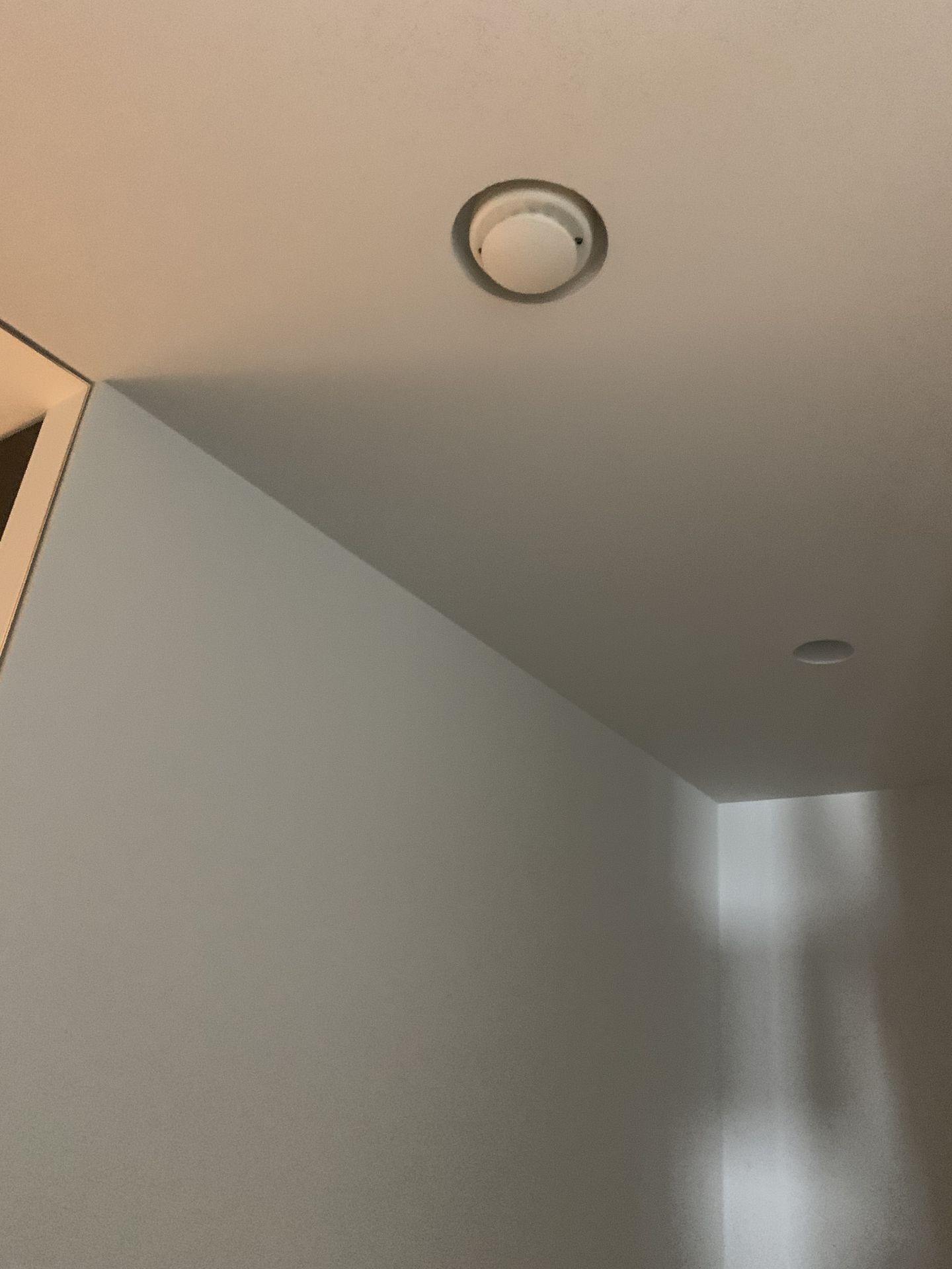 Spot encastré en sous-pente